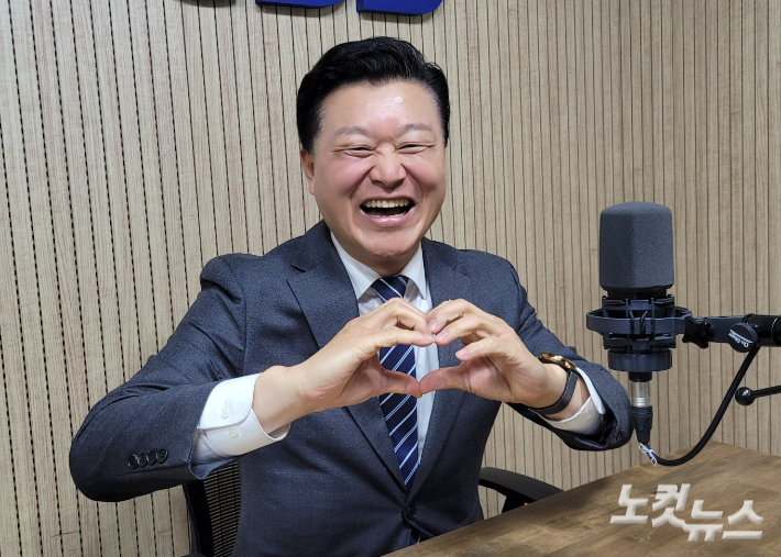 더불어민주당 신용한 충북지사 선거 예비후보. 충북CBS