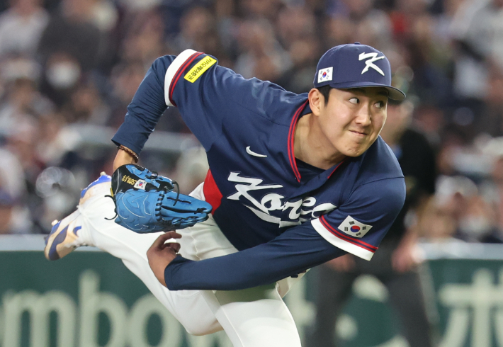 호주전 선발 손주영. 연합뉴스