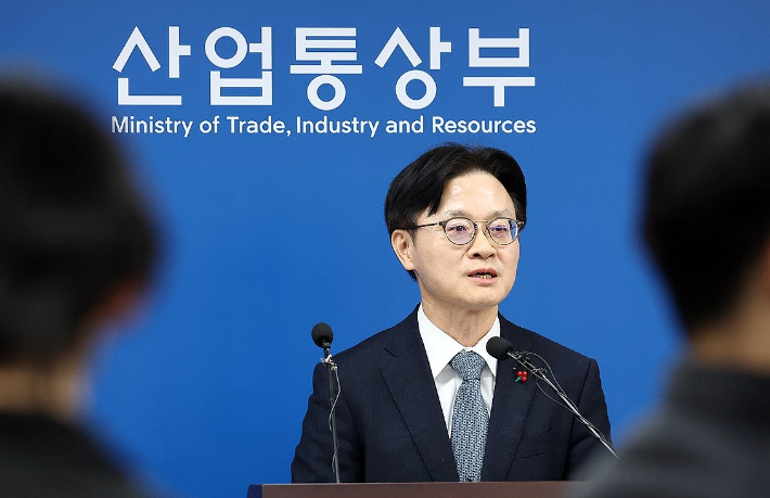 김정관 산업통상부 장관. 연합뉴스