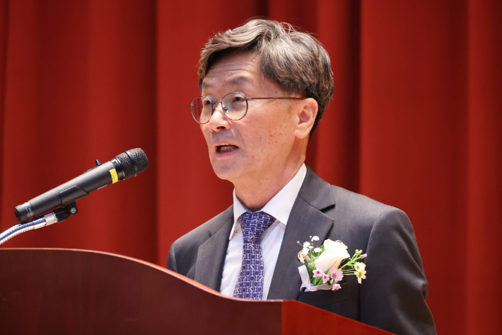 국민권익위원장, 김건희 명품백 수수 사건 재조사 지시, 쿠팡 퇴직금 사건 특검 수사, 학교폭력 가해 전력자 대입 불합격률