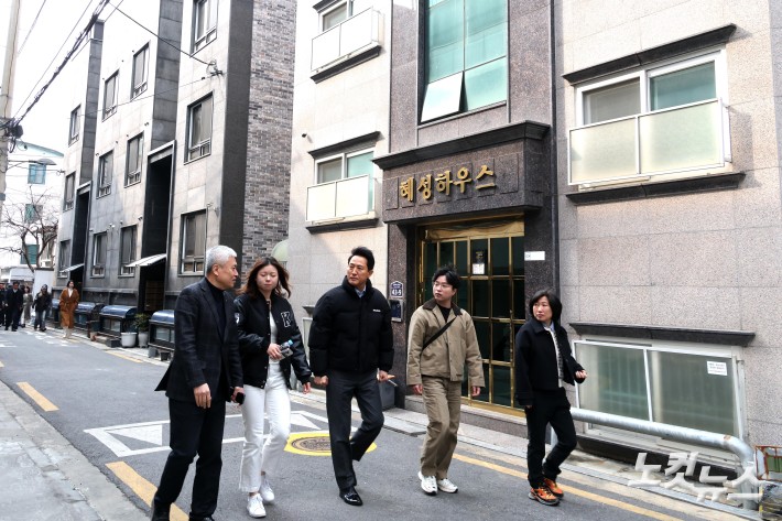 전·월세 청년 주거난 현장 방문한 오세훈 서울시장