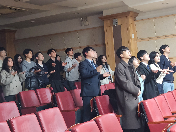 지난 2월 22일에 열렸던 진주시 성시화 다음세대 청년연합집회 준비기도모임.  진주시성시화운동본부 다음세대위원회 제공