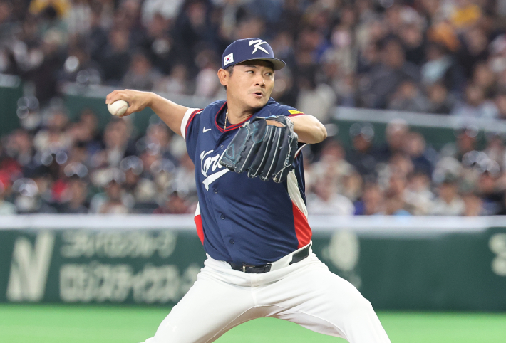 노경은의 역투. 연합뉴스