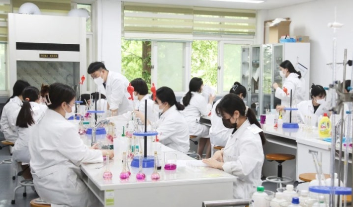 국가기술자격 실습수업 하는 직업계고 학생들. 연합뉴스