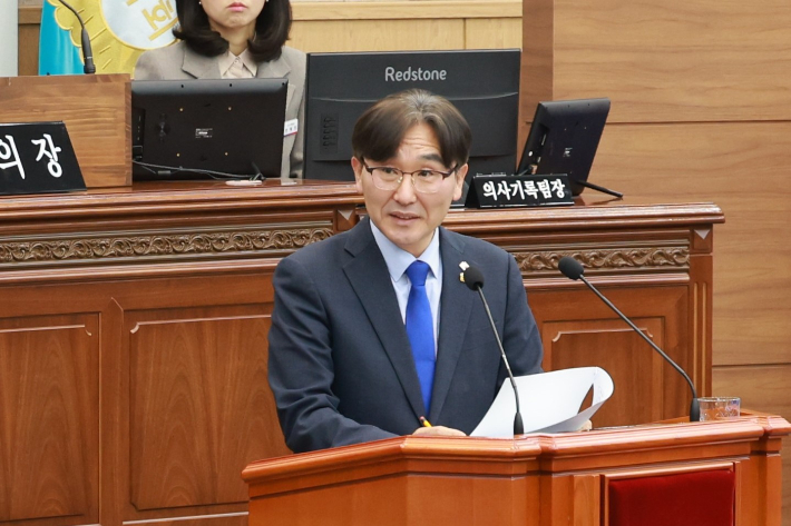 전홍표 창원시의원. 창원시의회 제공 