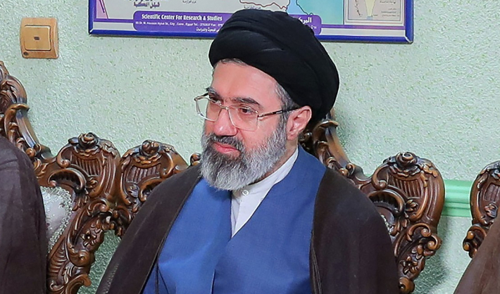 이란의 새로운 최고지도자로 선출된 모즈타바 하메네이. 연합뉴스