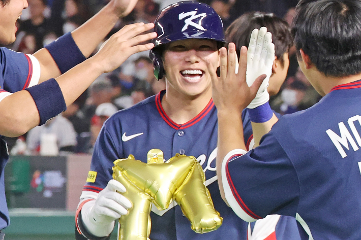 일본전 2점 홈런 친 김혜성. 연합뉴스