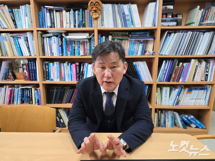 김상재 ㈜하이드로라이드 대표가 수소 기반 전력 시스템을 통한 소형 모빌리티에 대해 설명하고 있다. 이창준 기자