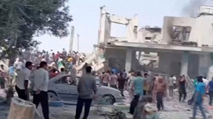 이란 남부 미나브 소재 여자초등학교 '샤자라 타이이바 초등학교'의 폭격 후 모습. 연합뉴스