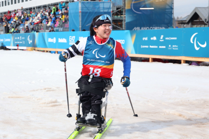 '금1·은1' 김윤지, 또 은메달…한국 동계 대회 역대 최다 메달. 연합뉴스