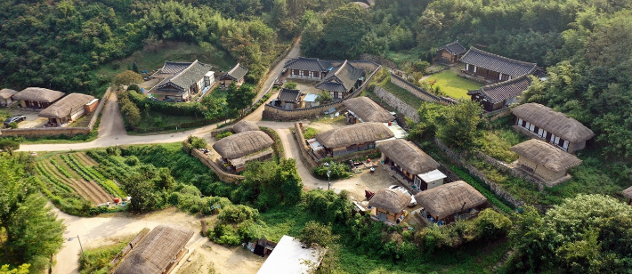유네스코 세계문화유산인 경주 양동마을 전경. 경주시 제공 
