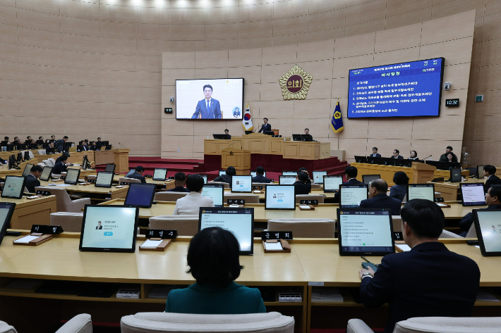 전라남도의회는 3월 12일 제3차 본회의를 열어 총 16개 안건을 처리하고 9일간의 임시회 일정을 마무리했다. 전남도의회 제공