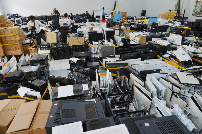 캄보디아 프놈펜의 한 사기작업장. 연합뉴스