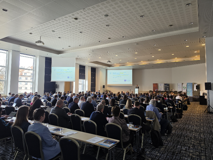 한수원이 11일부터 13일까지 체코 프라하에서 열리는 국제수소기술콘퍼런스에 참가했다. 한수원 제공