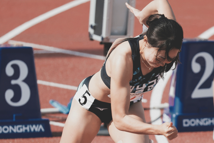 질주를 시작하는 이은빈. 윈윈스포츠컴퍼니 제공