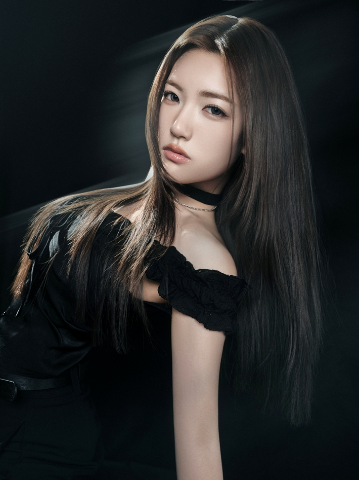 앳하트 서현. 타이탄콘텐츠 제공