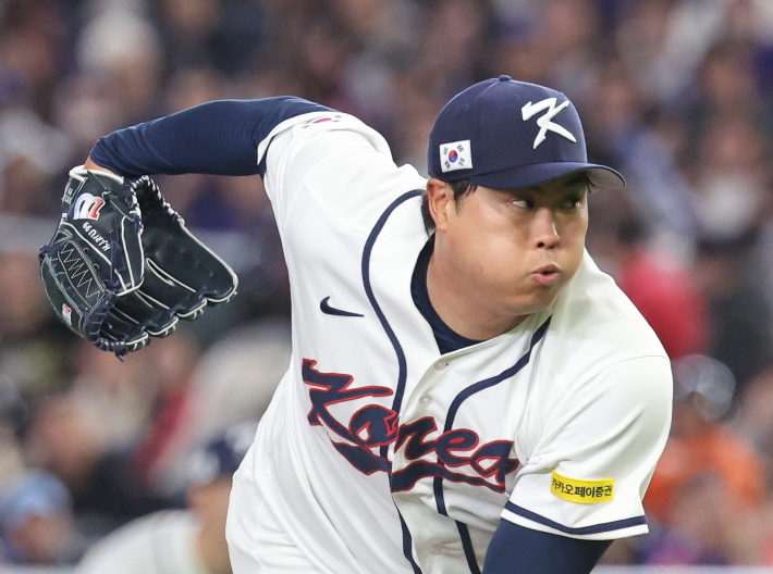 역투하는 류현진. 연합뉴스