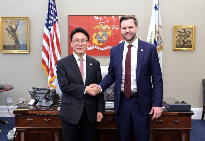 김민석 총리와 JD 밴스 미국 부통령. 연합뉴스