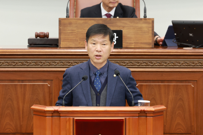 정순욱 창원시의원. 창원시의회 제공