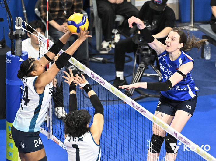 GS칼텍스와 IBK기업은행의 경기. 한국배구연맹