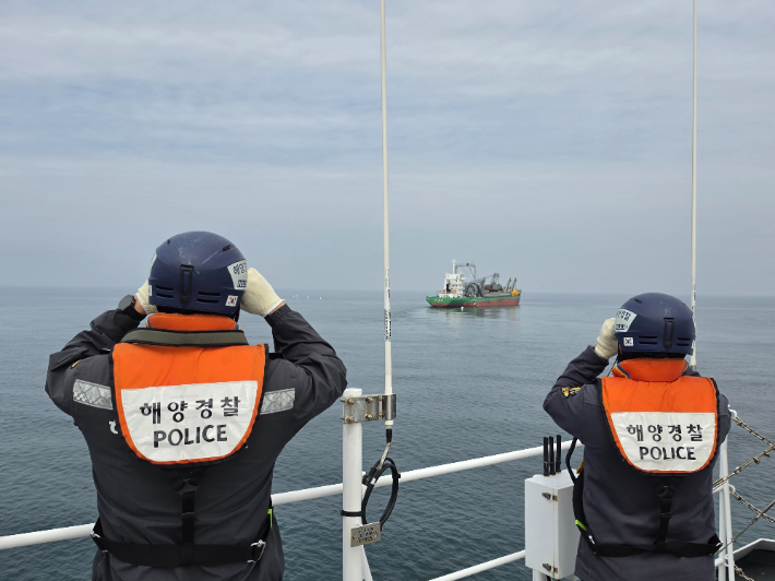 부안해경의 수색 모습. 부안해경 제공