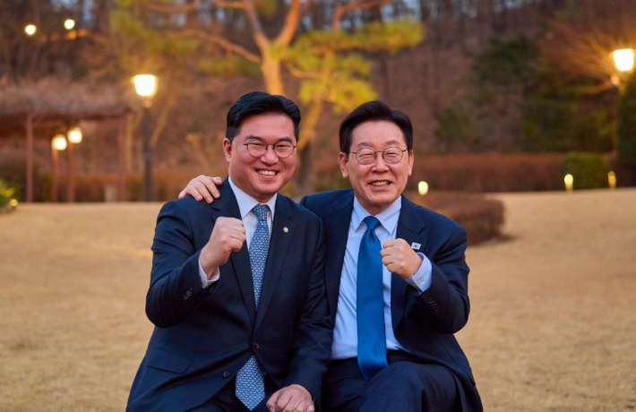 이재명 대통령과 정준호 국회의원. 정준호 의원실 제공