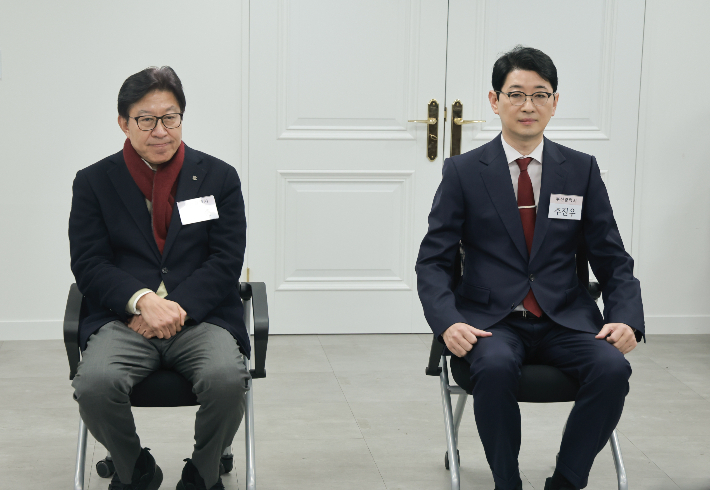 국민의힘 공천관리위원회가 박형준 부산시장과 주진우 의원의 경선을 통해 부산시장 후보를 선출하기로 결정했다. 연합뉴스