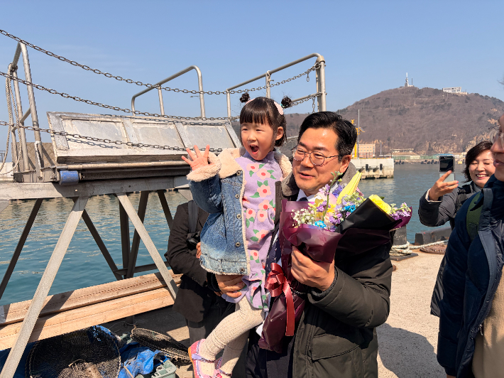 인천 백령도 현장 방문에 나선 박찬대 의원 모습. 박 의원 측 제공