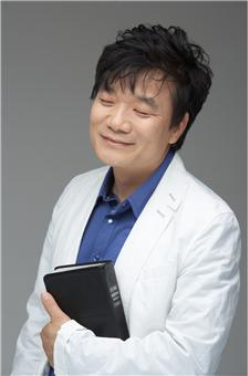 찬양사역자 최인혁 목사