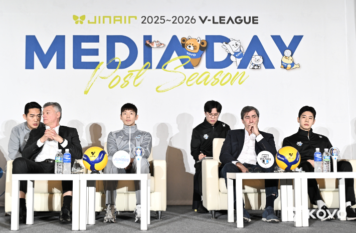 남자부 포스트시즌 미디어데이. 한국배구연맹