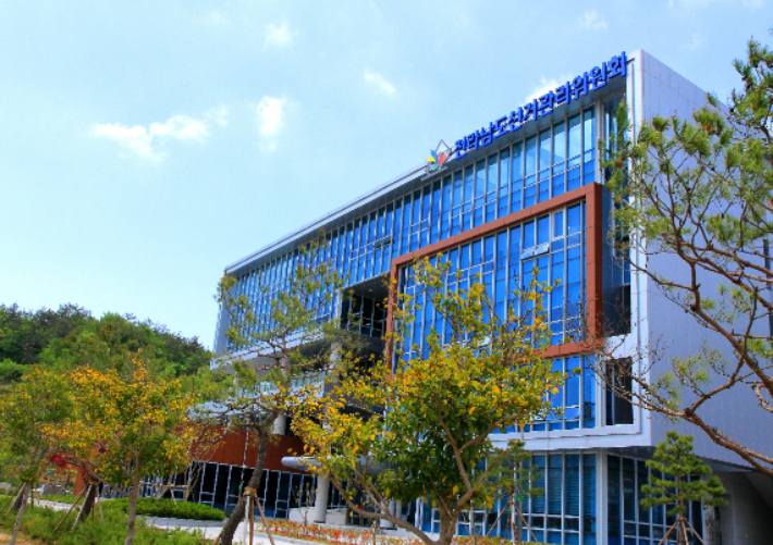 전라남도 선거관리위원회 청사 전경. 전라남도 선거관리위원회 제공