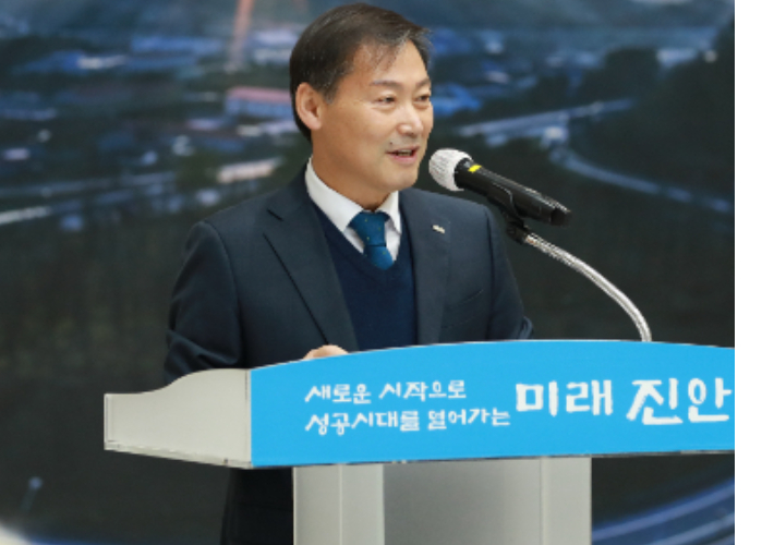 전춘성 진안군수. 진안군 제공