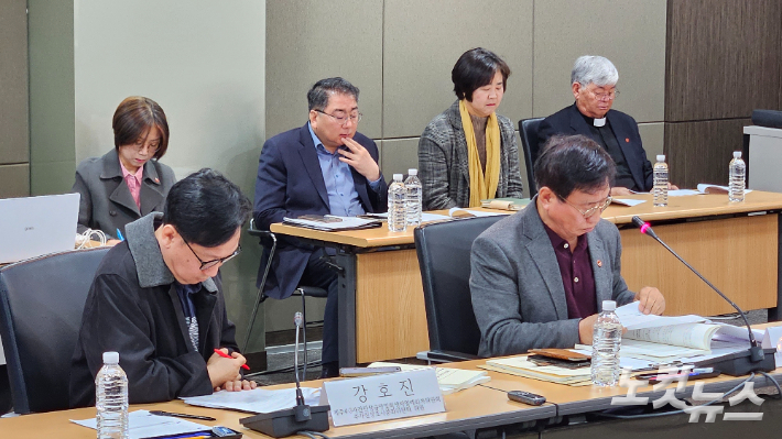 5개월 만에 열린 4·3추가진상조사 분과위원회의. 고상현 기자