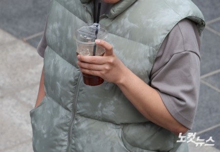 반팔·패딩·아이스아메리카노