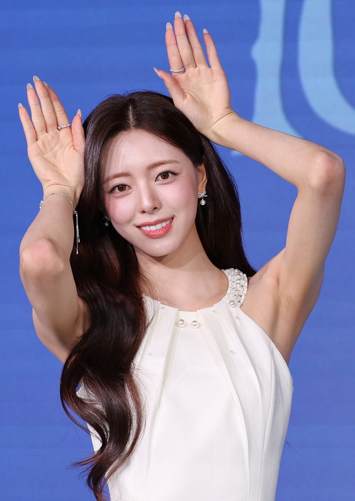 유나의 미니 1집 '아이스크림'은 오늘(23일) 저녁 6시 공개된다. 연합뉴스