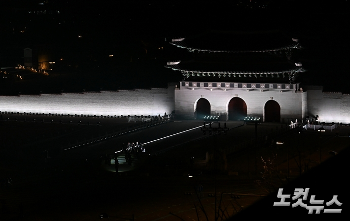 방탄소년단의 정규 5집 '아리랑' 발매 기념 컴백 공연 당시 서울 광화문 광장. 사진공동취재단 