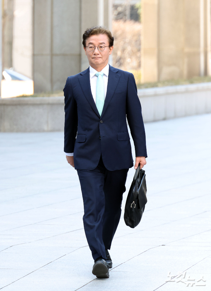 전재수 의원은 24일 오전 부산 글로벌 허브도시특별법 관련 지도부 면담을 진행한다. 황진환 기자