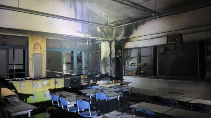 불에 탄 교실의 모습. 전북소방본부 제공