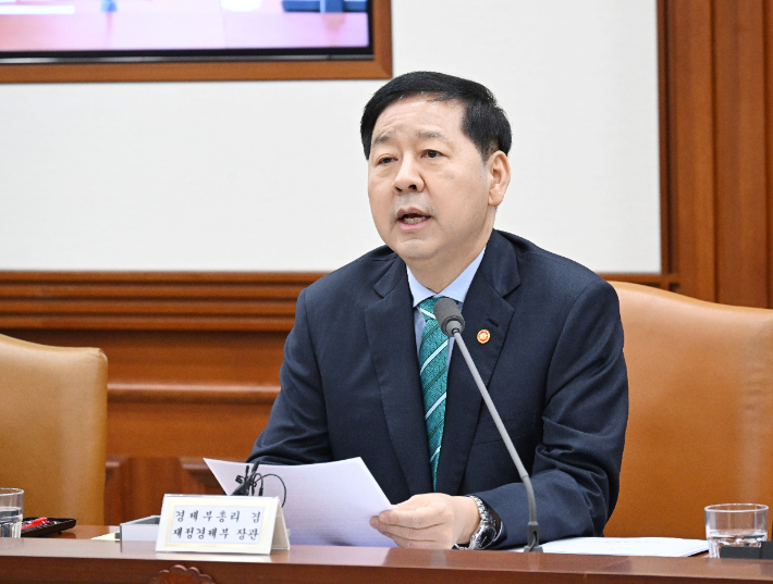 구윤철 부총리 겸 재정경제부 장관은 25일 정부서울청사에서 '민관합동 국가창업시대 전략회의'를 주재했다. 재정경제부 제공 