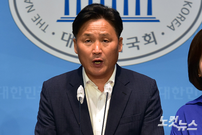 더불어민주당 김영진 의원. 윤창원 기자