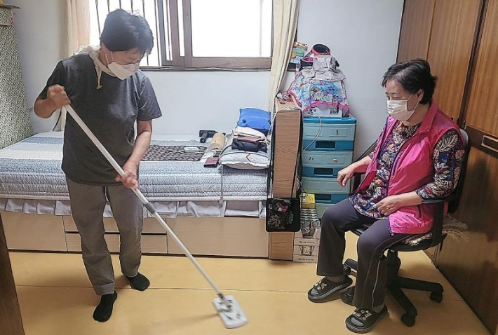 재가 의료급여 돌봄 서비스 제공 모습. 서울시 제공