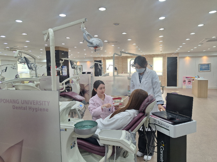 포항대학교 치위생과 이인하씨. 한국전문대학교육협의회 제공