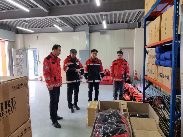 창녕군 산불대응센터 점검. 경남도청 제공 