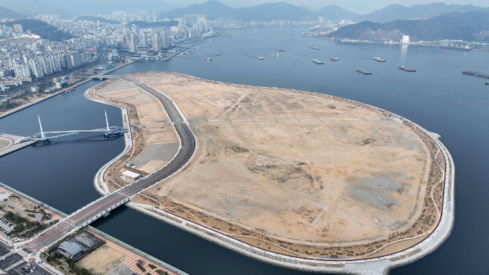 마산해양신도시 전경. 창원시 제공