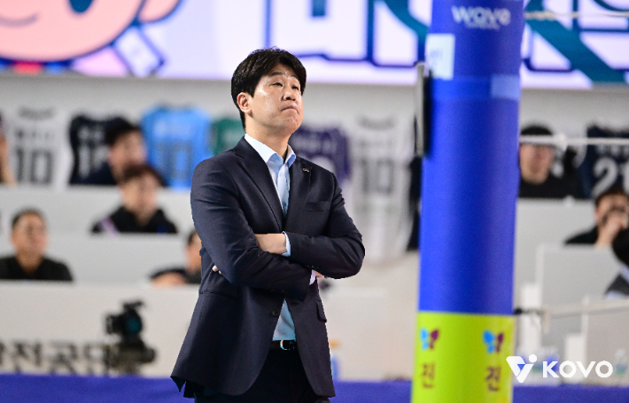 김종민 한국도로공사 감독. 한국배구연맹