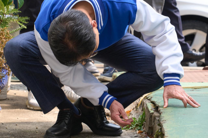 김경수 경남지사 후보 마산 봉암공단 현장 점검. 민주당 경남도당 제공 