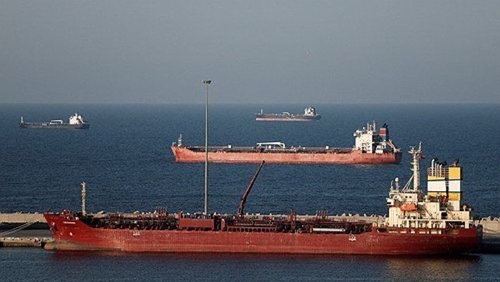 호르무즈 해협 인근 해상의 화물선들. 연합뉴스