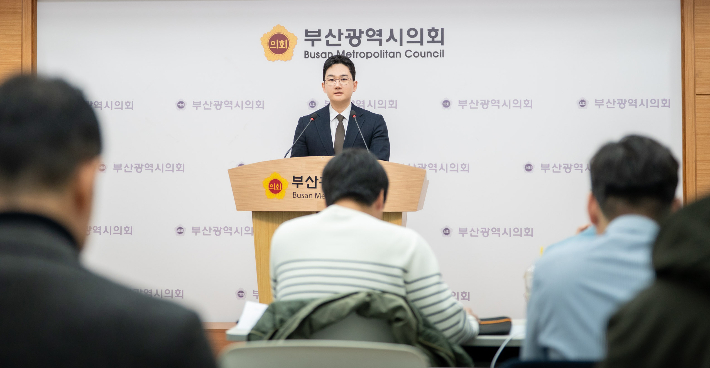 개혁신당 정이한 부산시장 후보. 후보 캠프 제공 