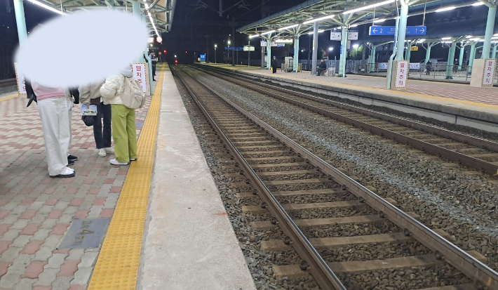 사고가 발생한 철로. 전북소방본부 제공