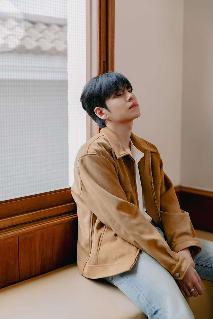 원필은 수록곡 7곡 전 곡 작사와 작곡에 참여했다. JYP엔터테인먼트 제공